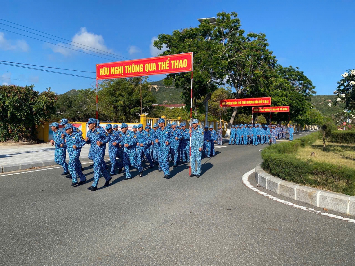 CBCS Trung đoàn 196 tham gia chạy CISM