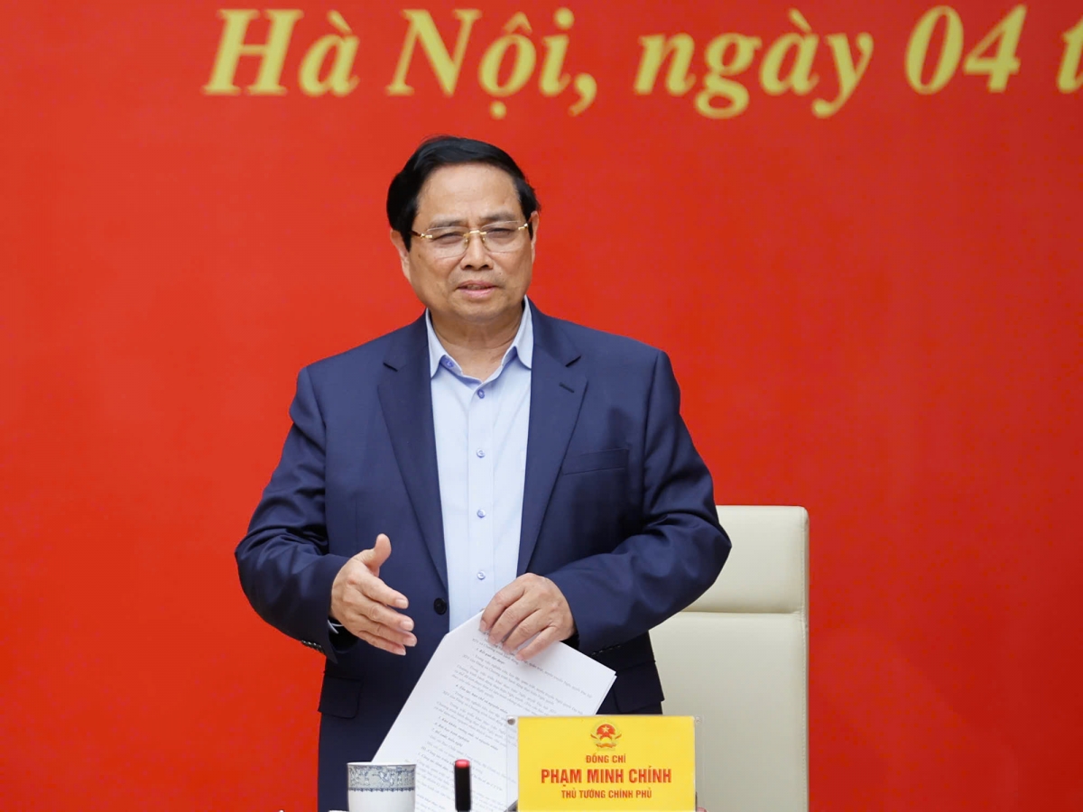 Thủ tướng Phạm Minh Chính chủ trì cuộc họp của Thường trực Chính phủ với các bộ ngành, cơ quan bàn giải pháp ứng phó chủ động, kịp thời, hiệu quả trước diễn biến mới trên thế giới.
 