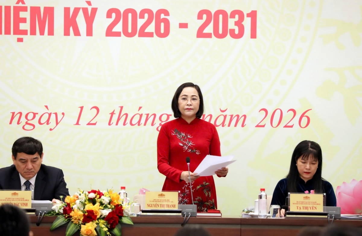 Phó Chủ tịch Quốc hội Nguyễn Thị Thanh - Uỷ viên Hội đồng bầu cử Quốc gia phát biểu tại cuộc họp báo.