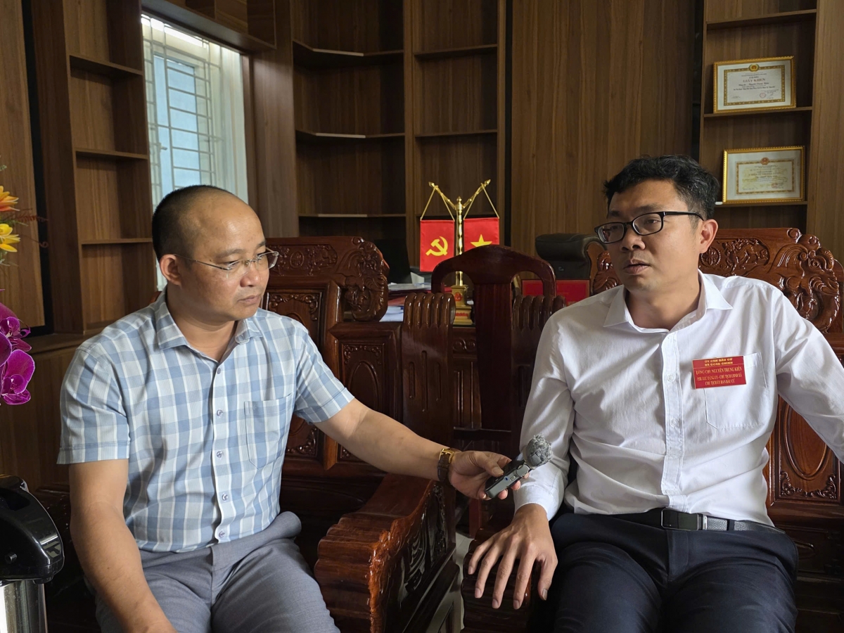 Ông Nguyễn Trung Kiên, Chủ tịch UBND xã Công Chính, Chủ tịch Ủy ban bầu cử xã cho biết "công tác chuẩn bị bầu cử được thực hiện từ sớm, từ xa, đảm bảo đúng quy định, là ngày hội của toàn dân.