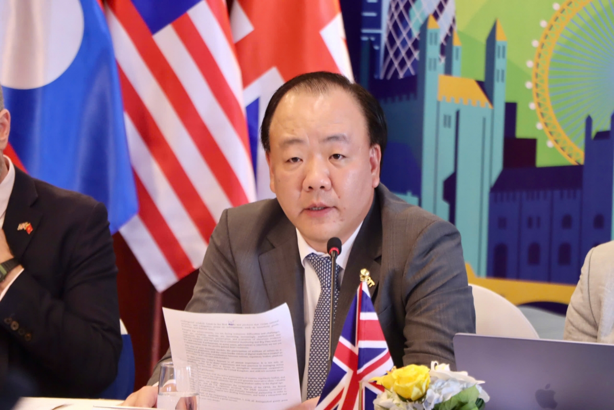 Ông Trần Hữu Linh, Cục trưởng Cục Quản lý và Phát triển thị trường trong nước, Bộ Công Thương phát biểu tại sự kiện