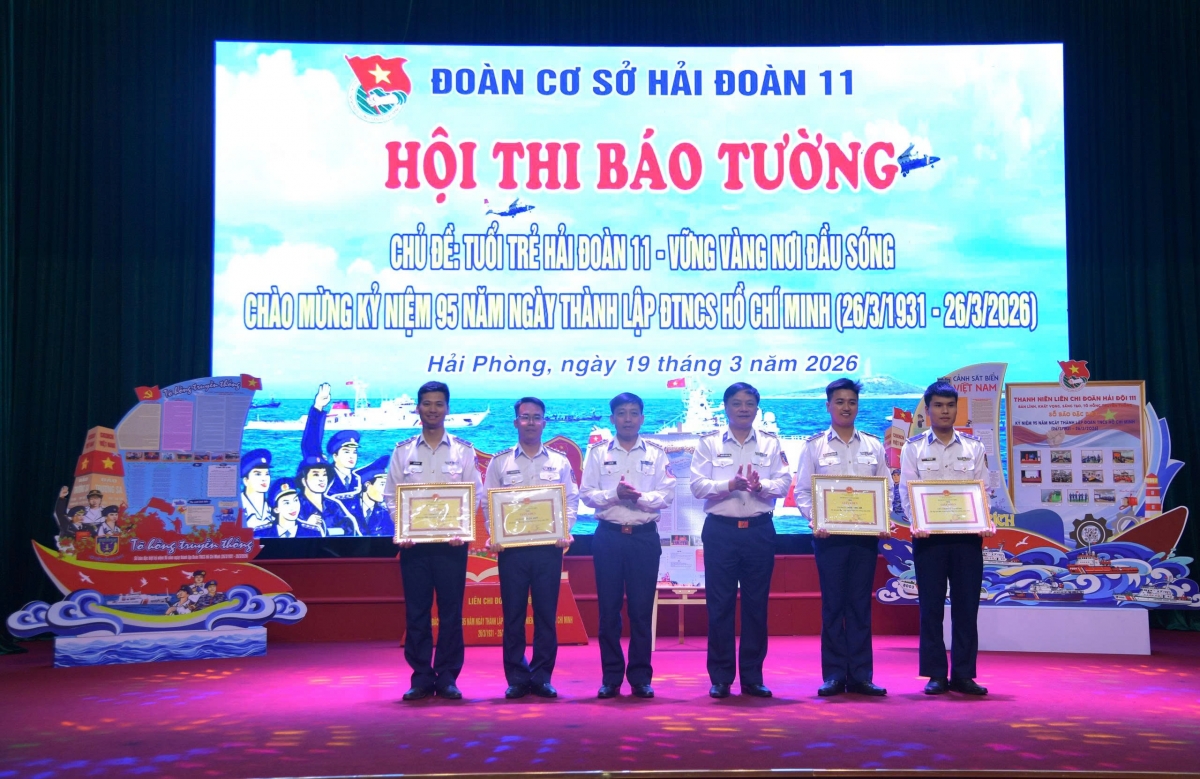  Trao giải – vinh danh các tập thể xuất sắc