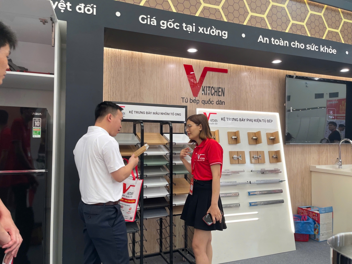 Nhôm tổ ong hướng tới thẩm mỹ, độ bền, an toàn và khả năng thích nghi với điều kiện khí hậu Việt Nam.