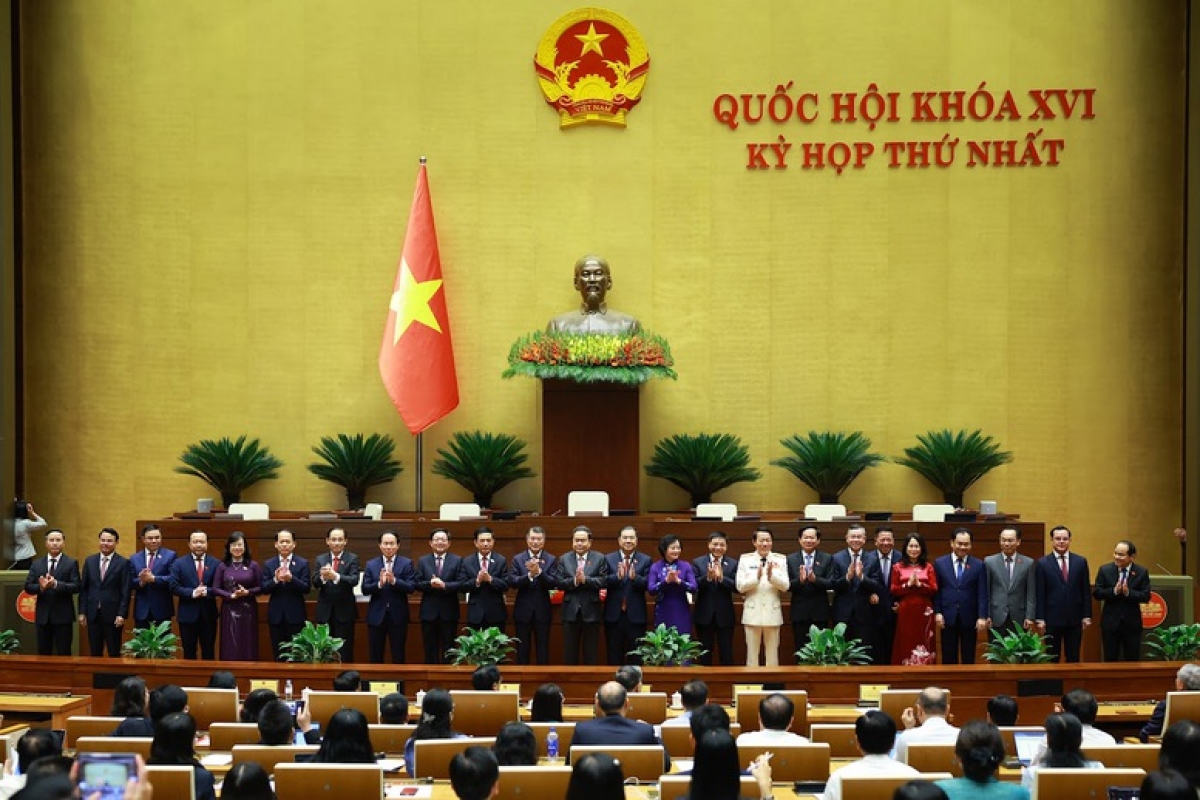 Chủ tịch Quốc hội Trần Thanh Mẫn chúc mừng Thủ tướng, Phó Thủ tướng Chính phủ, Bộ trưởng và thành viên khác của Chính phủ nhiệm kỳ 2026-2031