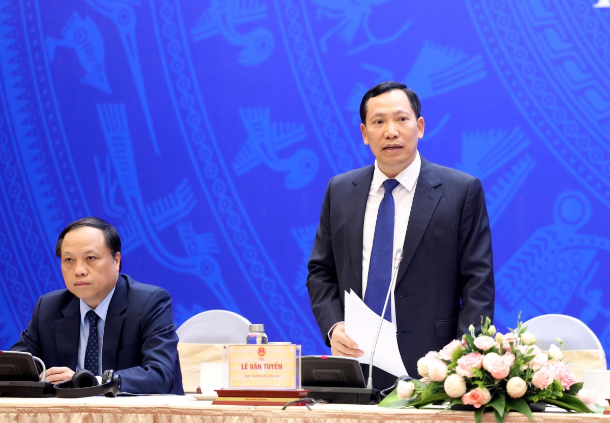 Thứ trưởng Bộ Công an Lê Văn Tuyến trả lời báo chí