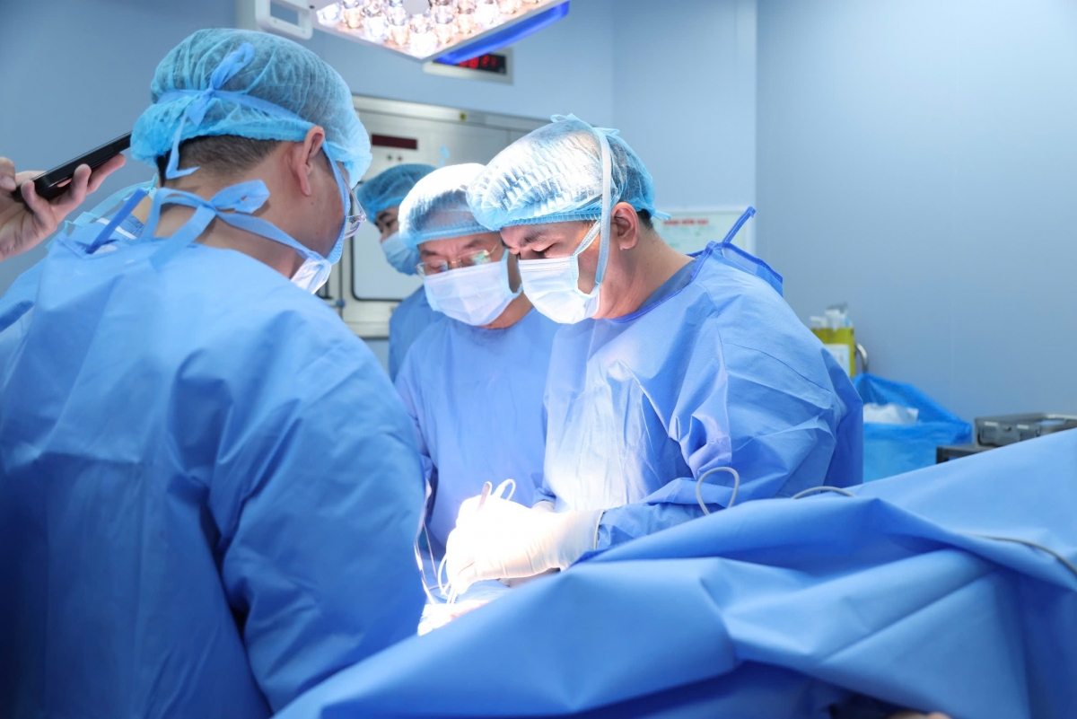 Nhiều ca phẫu thuật đặt thể hang nhân tạo đã được thực hiện thành công tại khoa Nam học, BV Trung ương Quân đội 108