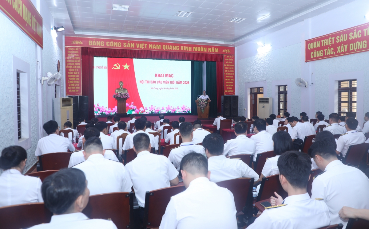 Thí sinh tham gia phần thi lý thuyết