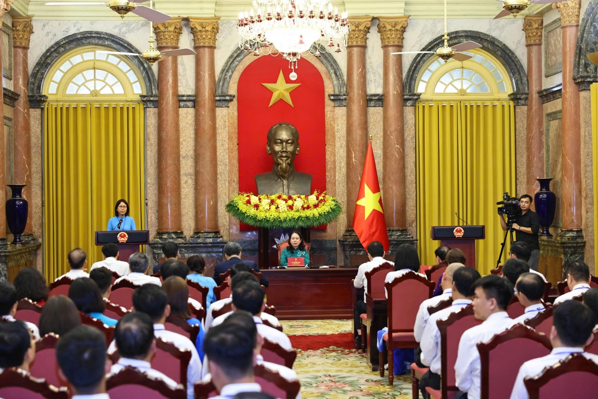 Phó Chủ tịch nước Võ Thị Ánh Xuân gặp mặt đoàn đại biểu Chủ tịch công đoàn xuất sắc, tiêu biểu trong công tác đối thoại và thương lượng tập thể năm 2026