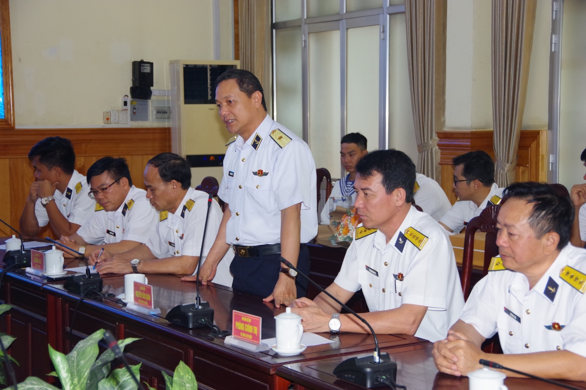 Chuẩn Đô đốc Nguyễn Văn Quán, Tư lệnh Vùng 2 Hải quân phát biểu cảm ơn