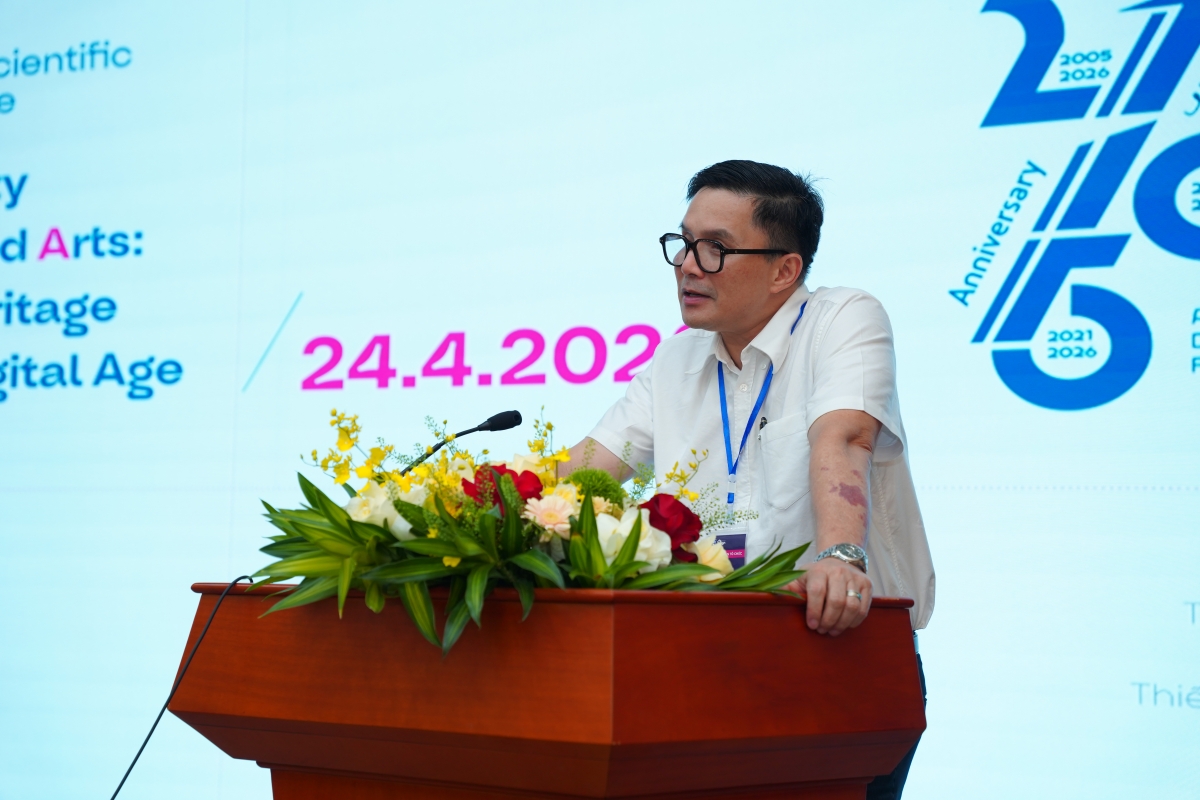 PGS, Tiến sỹ- Kiến trúc sư Lê Quân, Hiệu trưởng Trường Đại học Kiến trúc Hà Nội phát biểu tại hội thảo