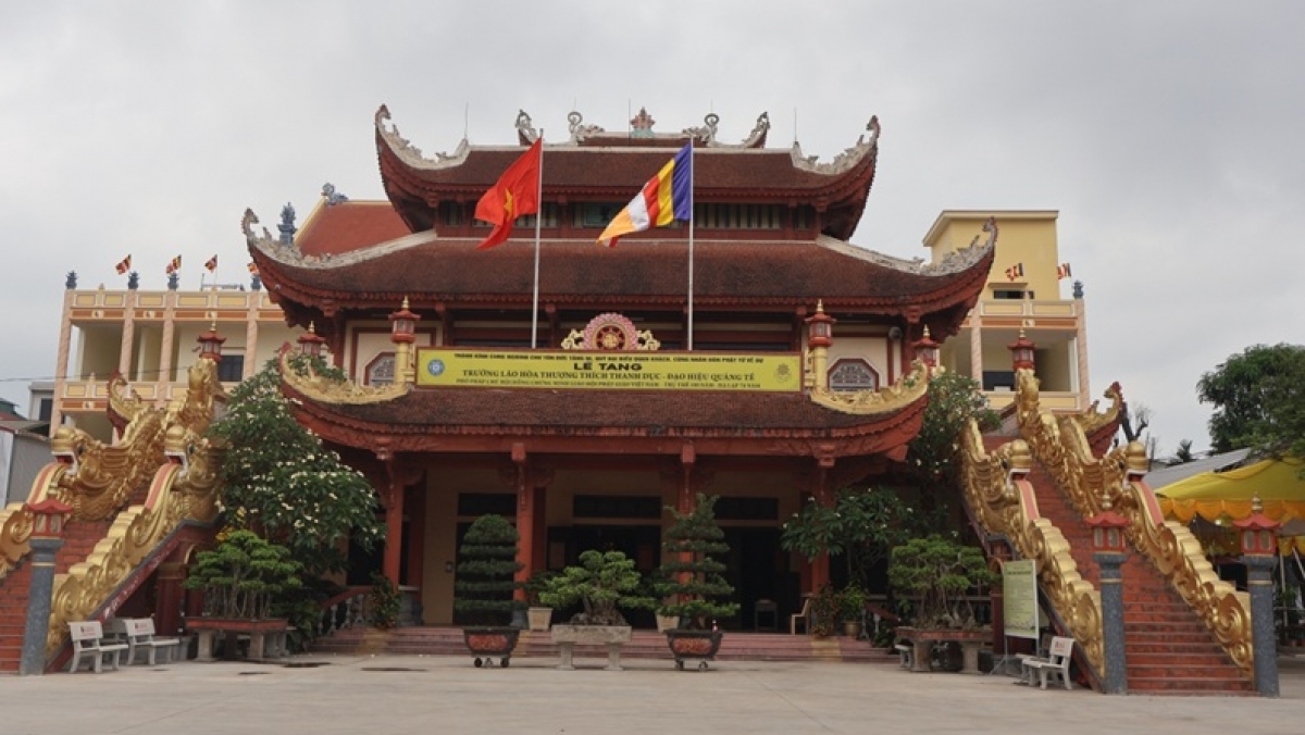 Chùa Thánh Long, phường Trần Lãm, tỉnh Hưng Yên, nơi diễn ra Lễ nhập kim quan Trưởng lão Hòa thượng Thích Thanh Dục.