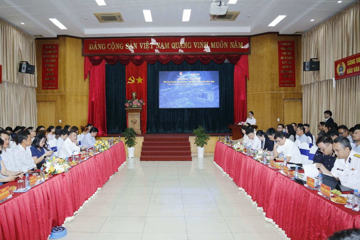 Quang cảnh hội nghị