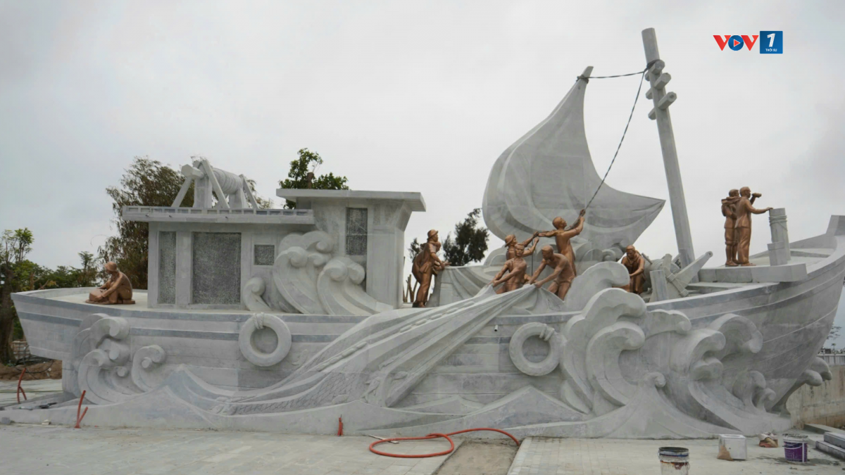 Bến K15 đang được đầu tư tôn tạo với nhiều hạng mục khang trang, rộng mở.