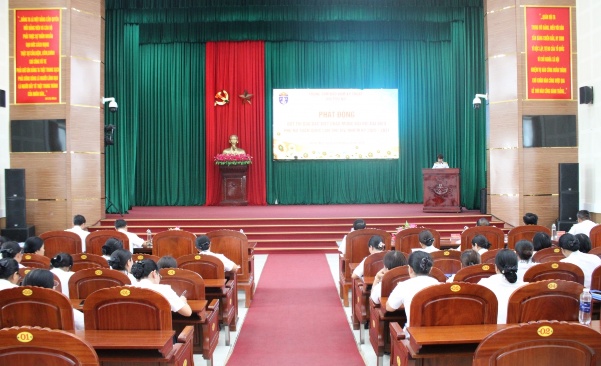 Quang cảnh buổi phát động