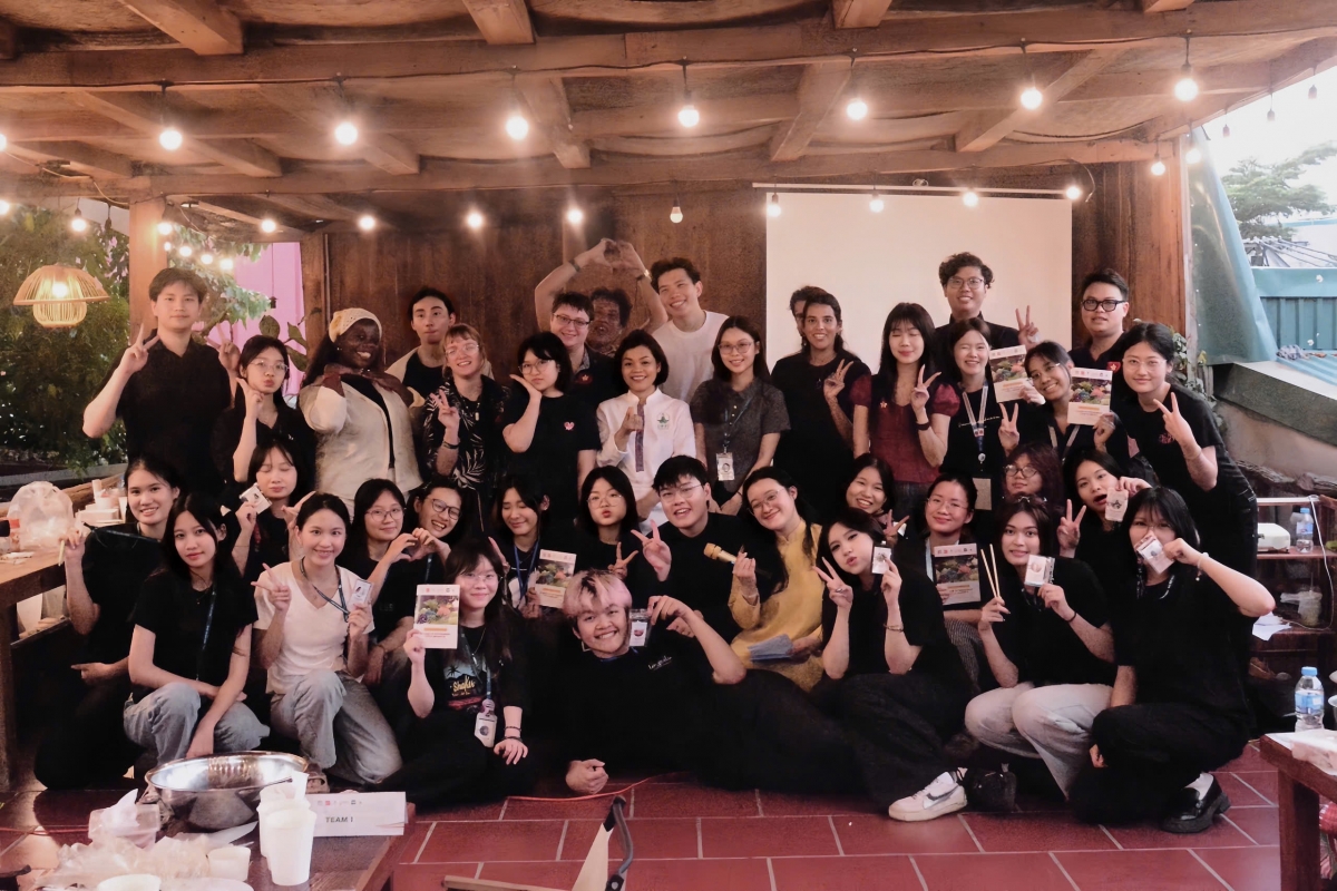 Ban tổ chức Workshop “Beyond The Basket”.