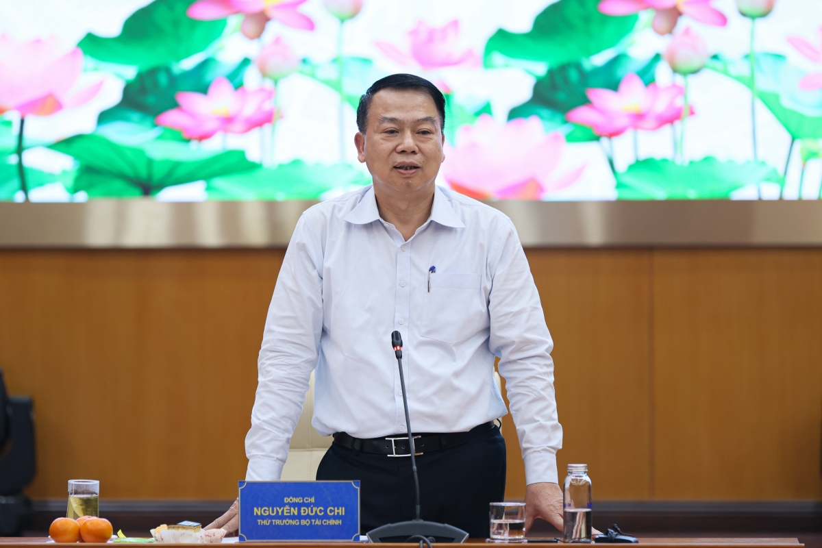 Thứ trưởng Bộ Tài chính - Nguyễn Đức Chi chủ trì họp báo