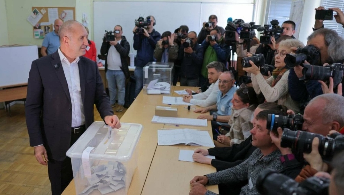 Cựu Tổng thống Rumen Radev - Ảnh trang cá nhân