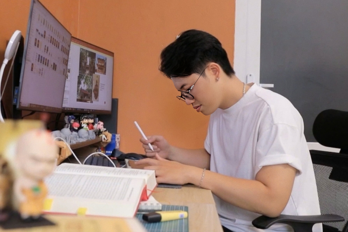 Trung Dũng thực hiện hoá ý tưởng, lên bản vẽ cho sản phẩm 