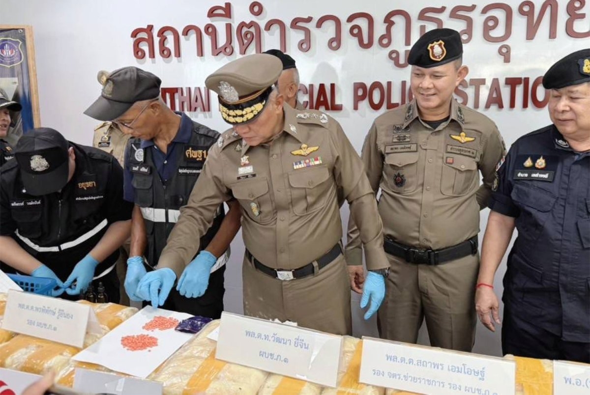 Cảnh sát Thái Lan kiểm tra tang vật vụ án - Nguồn Cảnh sát Vùng 1 Thái Lan