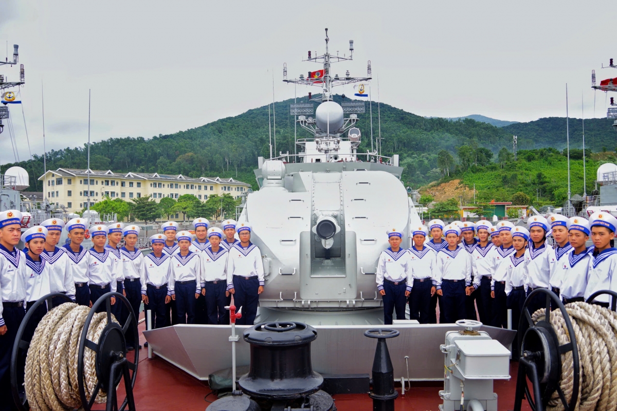 Chiến sĩ mới chụp ảnh lưu niệm