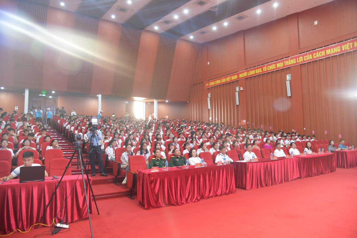 Quang cảnh buổi phát động Cuộc thi