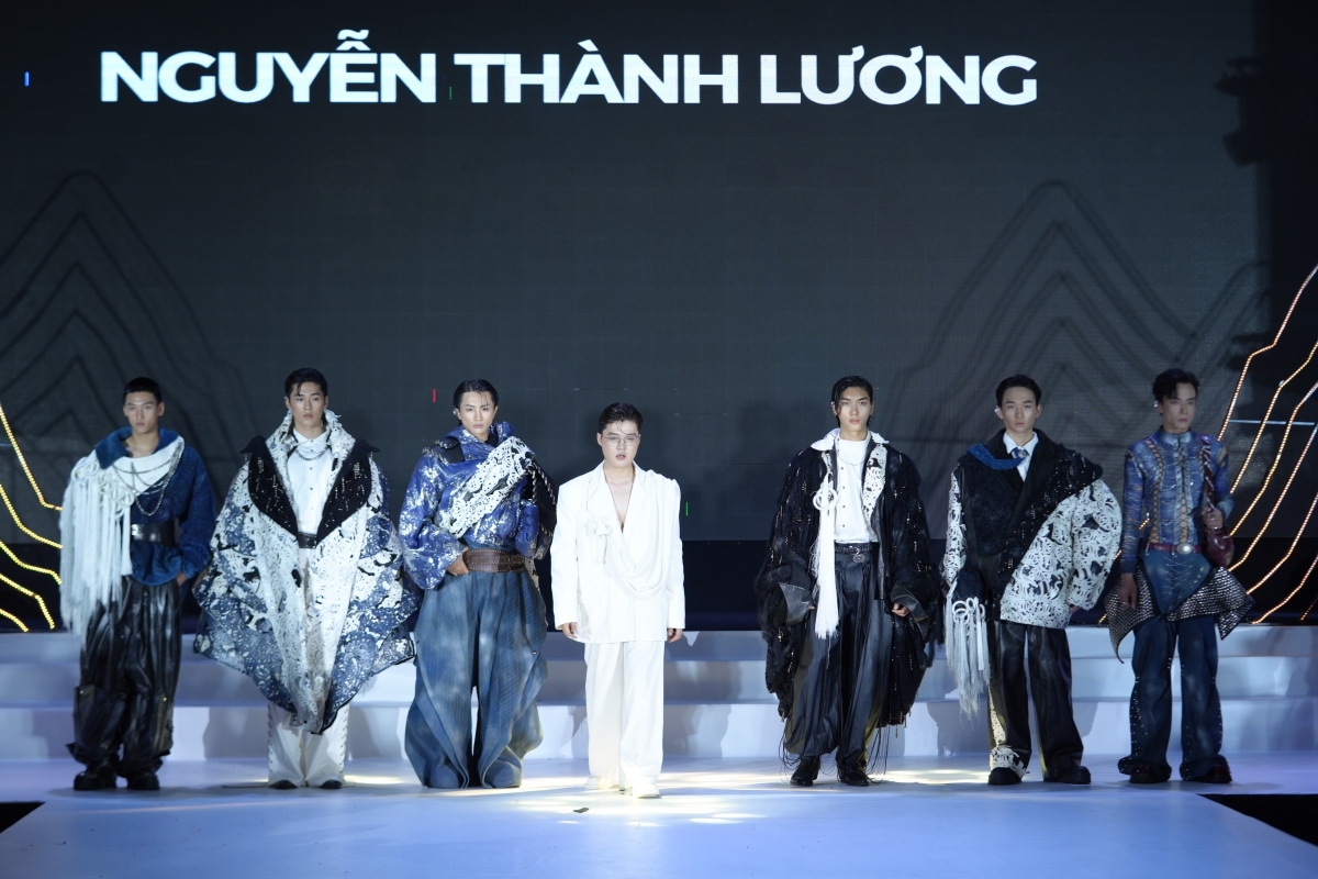 BST “Viking Legend of the Sea” của nhà thiết kế Nguyễn Thành Lương  