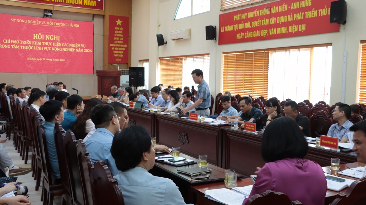 Đại diện các đơn vị phát biểu. Ảnh Lưu Phượng