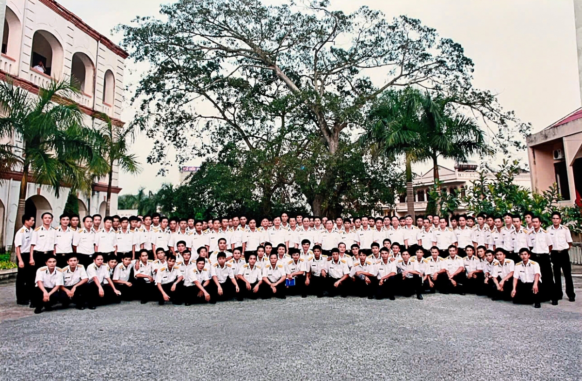 Kíp tàu ngầm số 01 tập trung tại Đoàn An điều dưỡng 22 Hạ Long