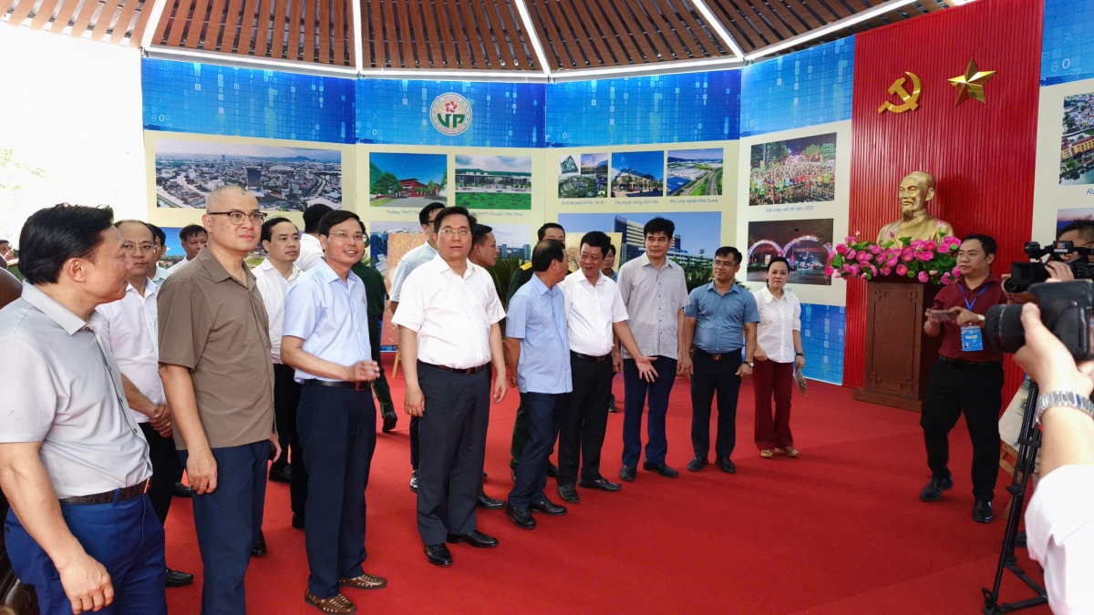 Lãnh đạo tỉnh Phú Thọ kiểm tra thường xuyên công tác tổ chức lễ hội