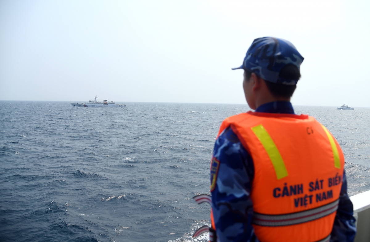 Lực lượng Cảnh sát biển hai nước chào xã giao kết thúc tuần tra liên hợp