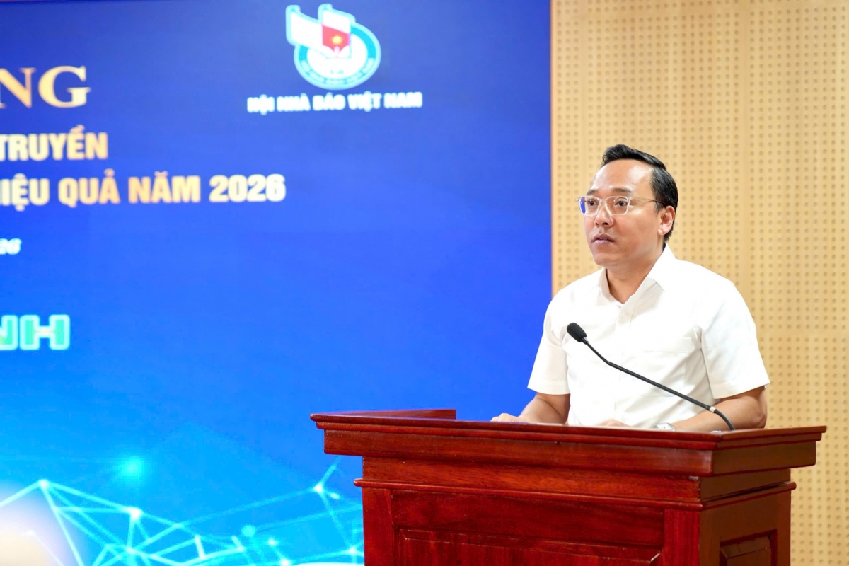 Thứ trưởng Bộ Công Thương Nguyễn Hoàng Long phát biểu tại Lễ phát động Giải thưởng báo chí tuyên truyền về sử dụng năng lượng tiết kiệm và hiệu quả năm 2026. 