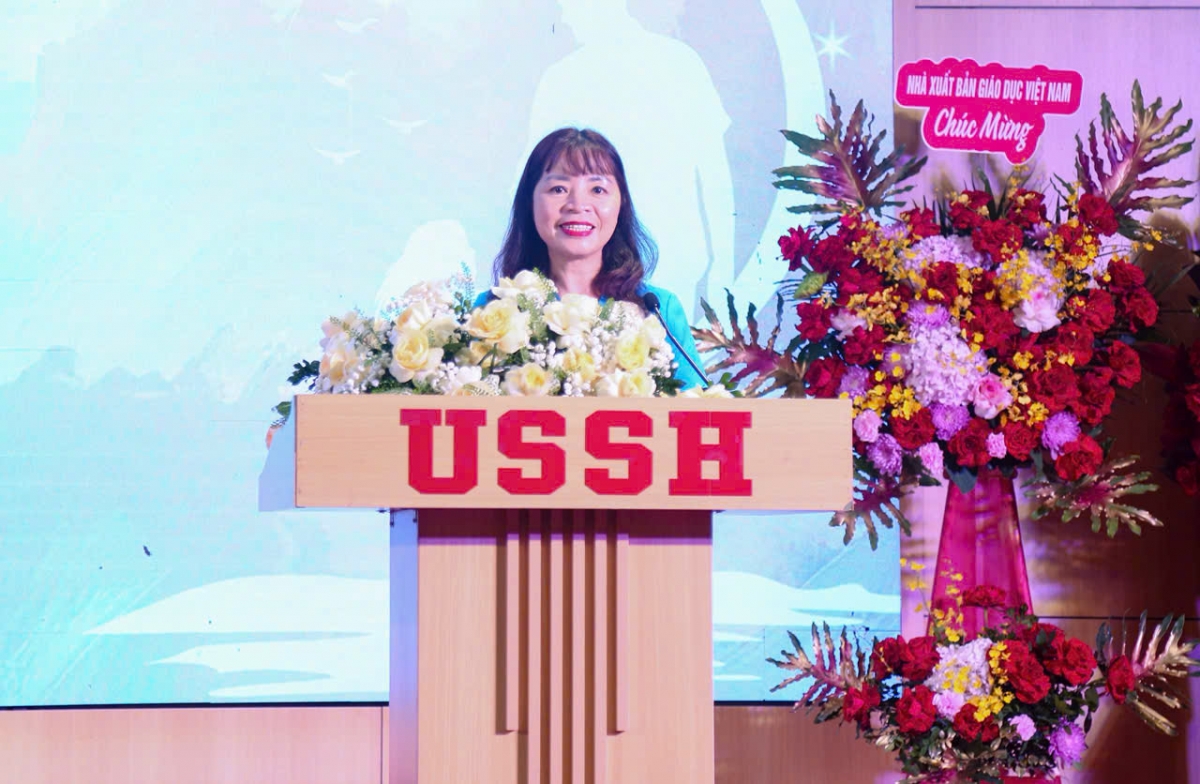 PGS.TS Đặng Thị Thu Hương – Phó Hiệu trưởng Trường Đại học Khoa học Xã hội và Nhân văn – Đại học Quốc gia Hà Nội phát biểu tại Lễ phát động cuộc thi
 