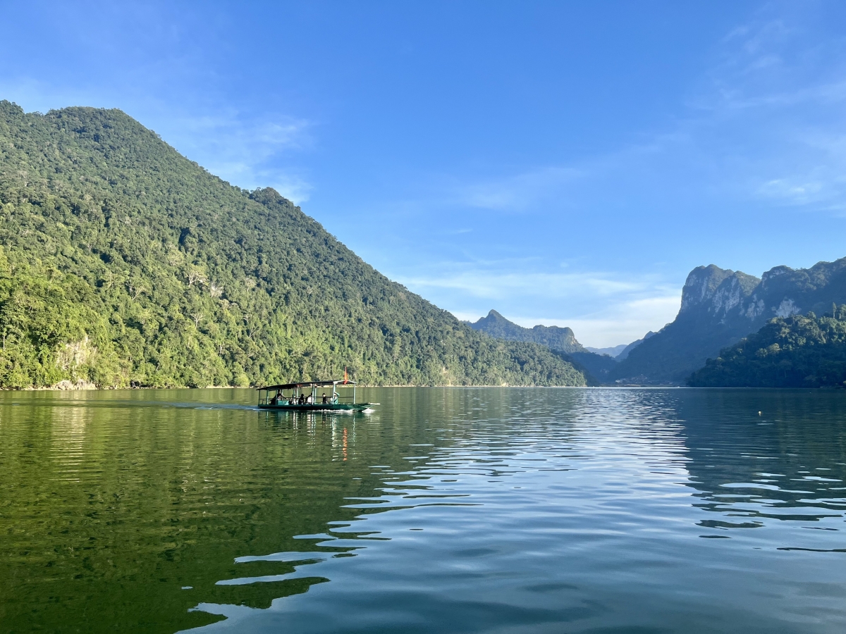 “Thiên đường du lịch hồ trên núi” sẽ là định vị thương hiệu cho dòng sản phẩm du lịch sinh thái, nghỉ dưỡng của Thái Nguyên.