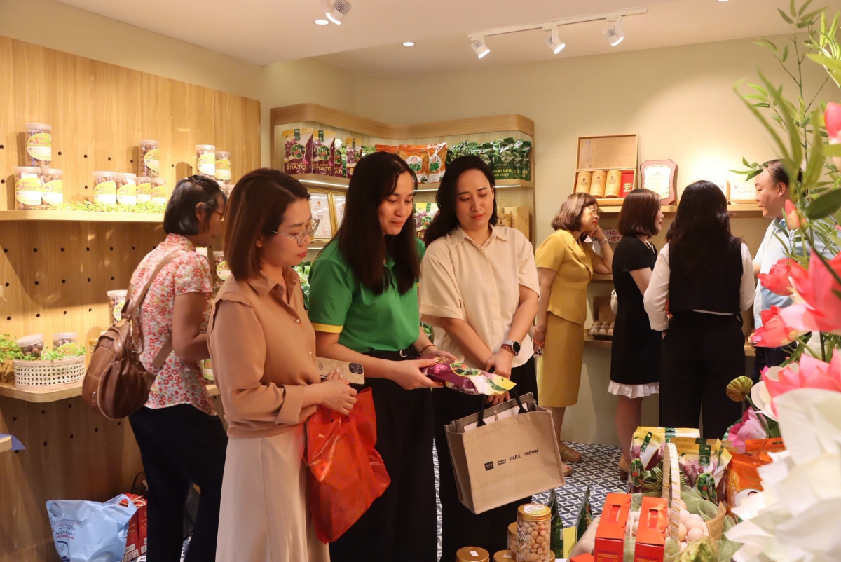 Chương trình “Sức sống hàng Việt” tập trung giới thiệu các nhóm thực phẩm có nguồn gốc rõ ràng, gắn liền với vùng nguyên liệu và quy trình sản xuất minh bạch.