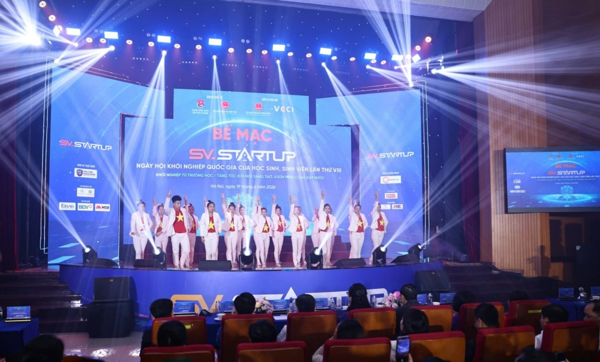 Quang cảnh buổi lễ