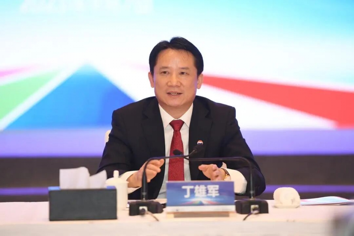 Ông Đinh Hùng Quân,cựu Chủ tịch Tập đoàn rượu Mao Đài Quý Châu. Ảnh tư liệu đăng trên mạng Hoa kiều Trung Quốc.