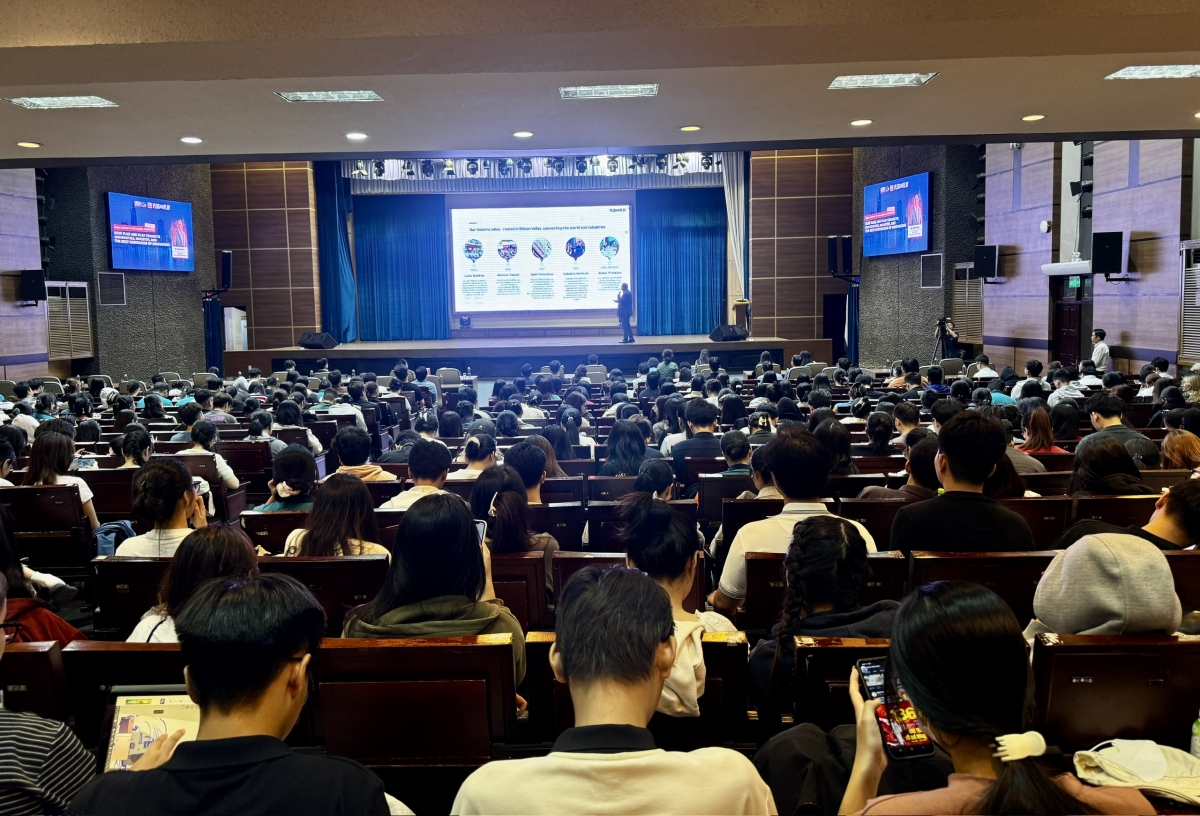 Diễn đàn đối thoại kết nối hệ sinh thái đổi mới sáng tạo “From Vietnam to Silicon Valley: How Startups Enter Global Innovation Ecosystems”