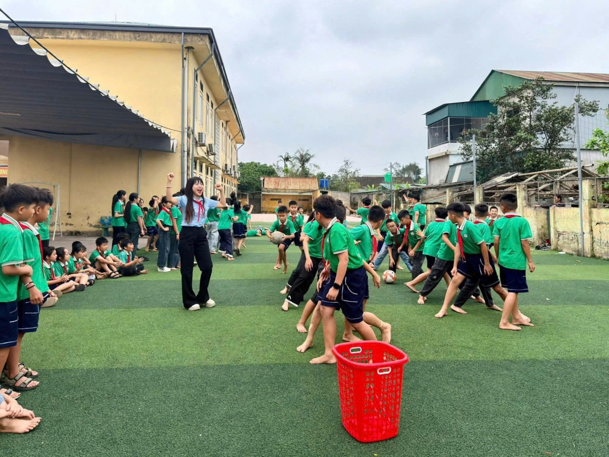 Nhiều hoạt động trải nghiệm dành cho các em học sinh Trường THCS Ngọc Sơn, tỉnh Hà Tĩnh