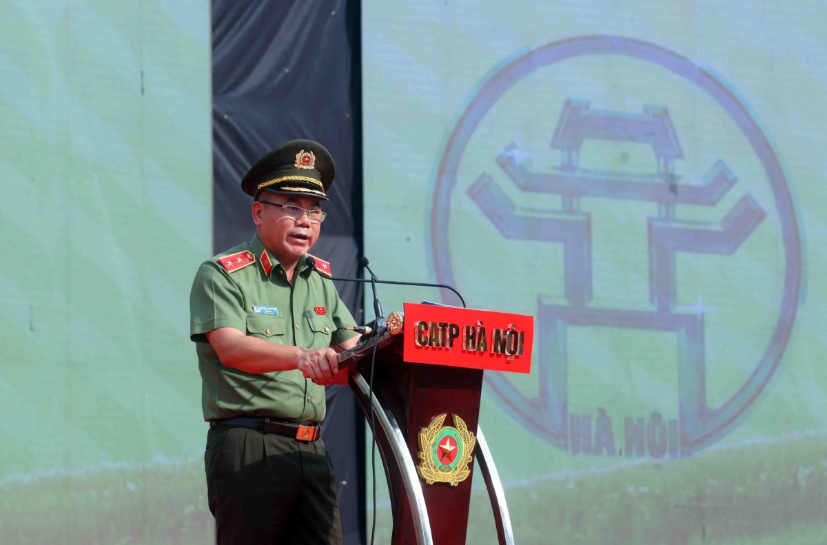 Trung tướng Nguyễn Thanh Tùng, Giám đốc Công an Hà Nội phát biểu tại buổi lễ