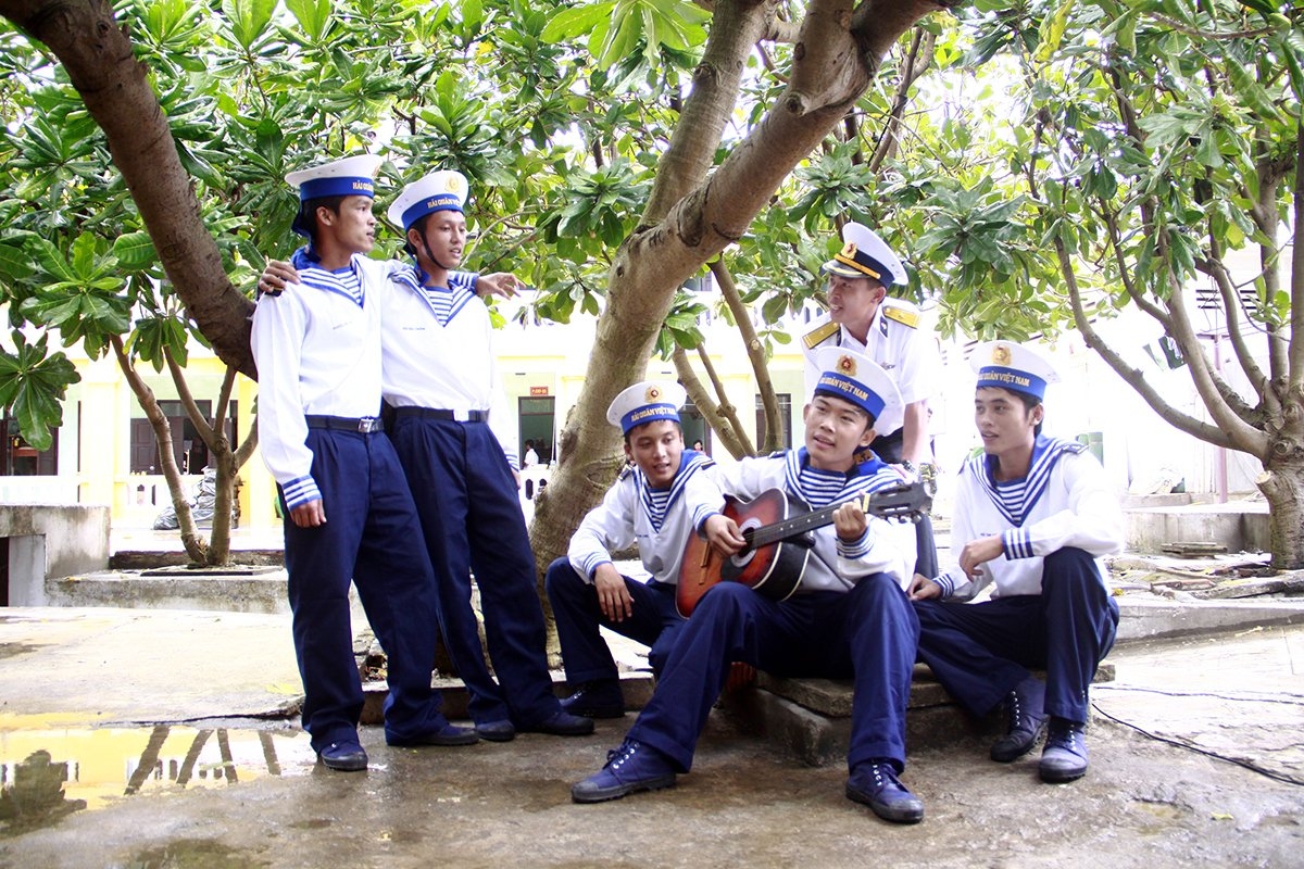 Phúc thư giãn của chiến sĩ ở Trường Sa