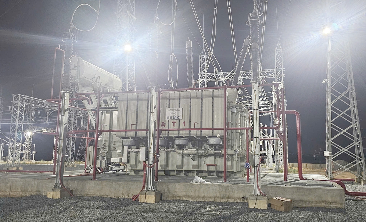 Máy biến áp AT1 công suất 250MVA tại Trạm biến áp 220kV Nam Cấm được đóng điện thành công