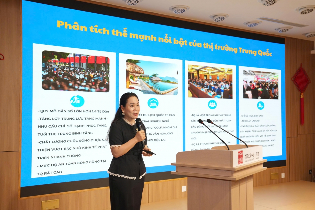 Bà Vũ Nam Phương – Tổng Giám đốc Công ty TNHH Du lịch và Thương mại Quốc tế Phương Nam (Pn Trip) phân tích thế mạnh của thị trường du lịch Trung Quốc