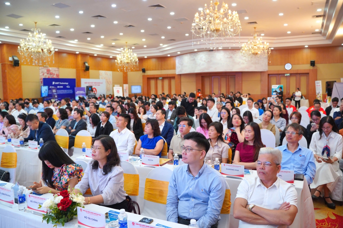 Các đại biểu tham dự Diễn đàn Công nghệ Logistics 2026.