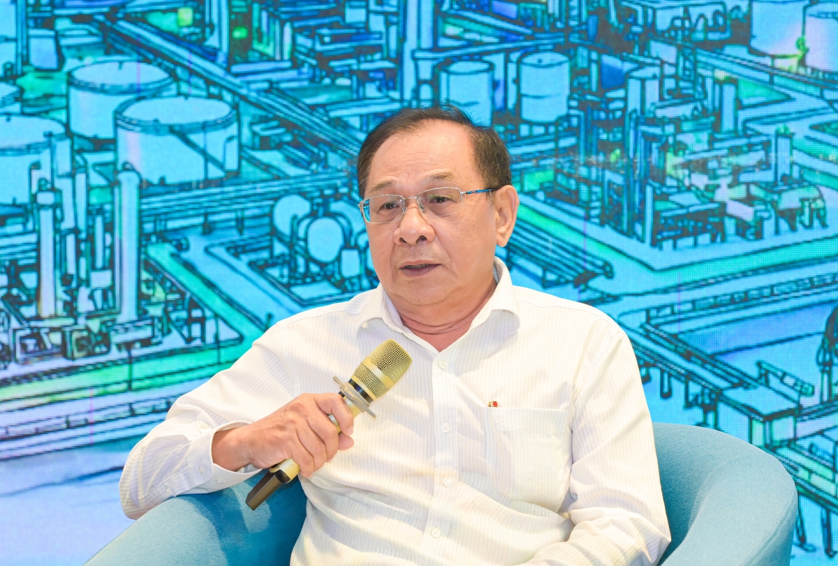 Tiến sỹ khoa học Trần Quang Thắng phát biểu tại buổi tọa đàm