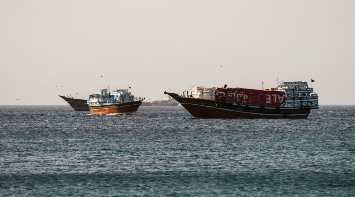 Các tàu thuyền ở eo biển Hormuz. (Ảnh: Reuters)