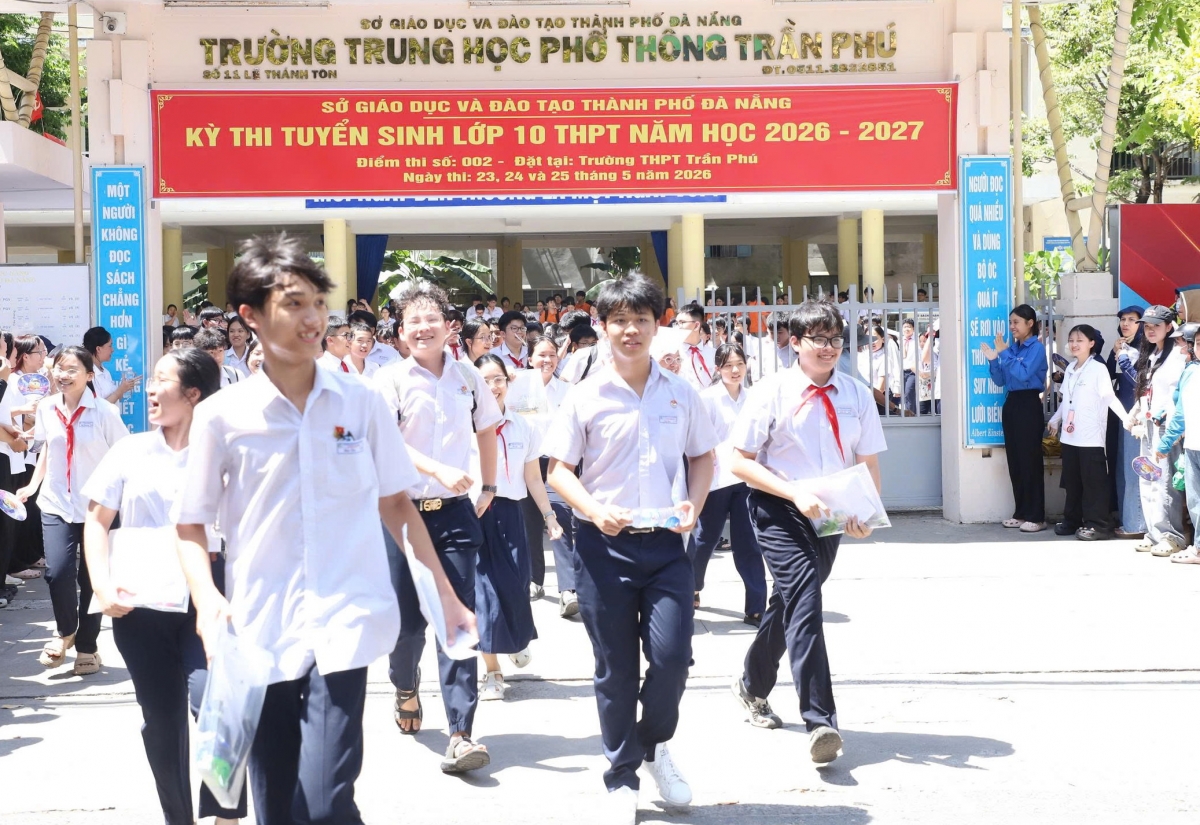 Thí sinh Đà Nẵng hoàn thành kỳ thi lớp 10 THPT.