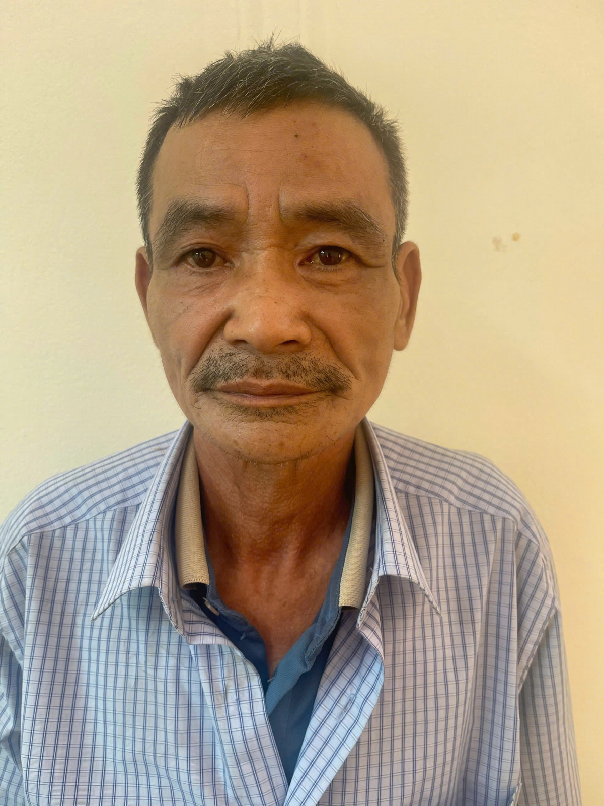 Đối tượng Phùng Văn Tồn