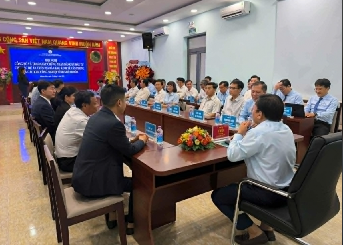 Toàn cảnh hội nghị