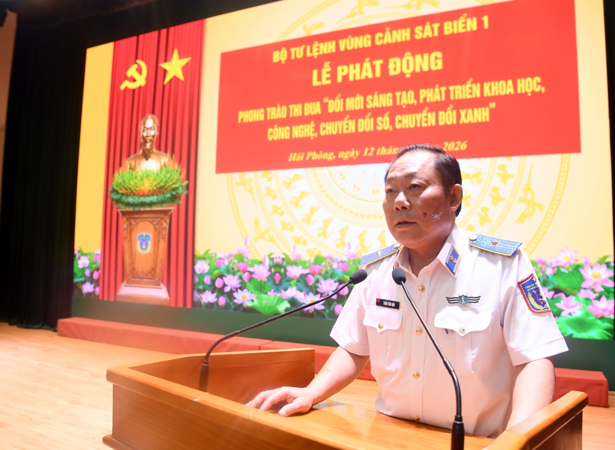 Thay mặt Hội đồng Thi đua khen thưởng BTL Vùng, Thiếu tướng Trần Văn Hậu phát biểu chỉ đạo tại lễ phát động,