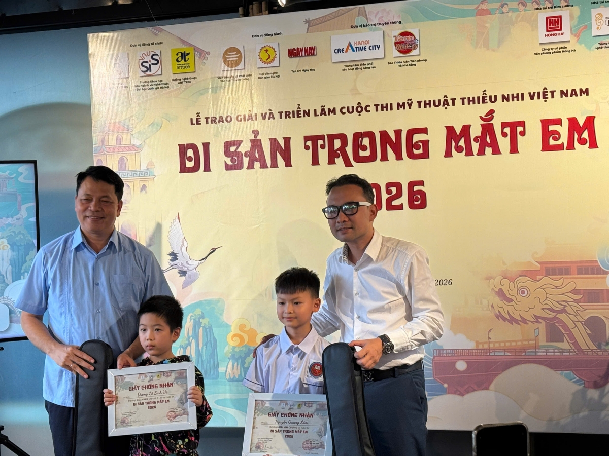 Ban tổ chức công bố và vinh danh các tác phẩm đoạt giải ở nhiều hạng mục, trao 7 giải thưởng chính thức cho các thí sinh xuất sắc.